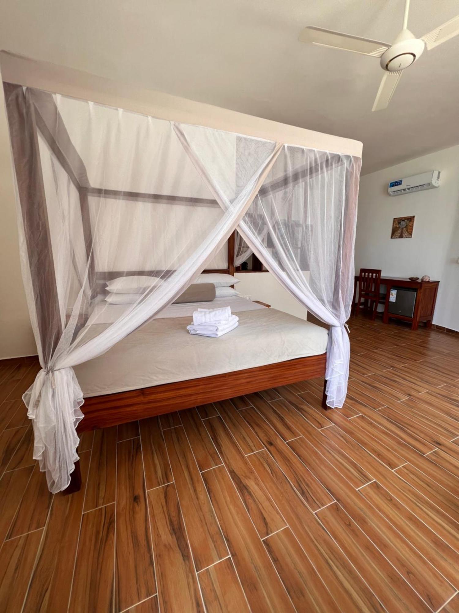 S&S Hotel Jambiani  Ngoại thất bức ảnh