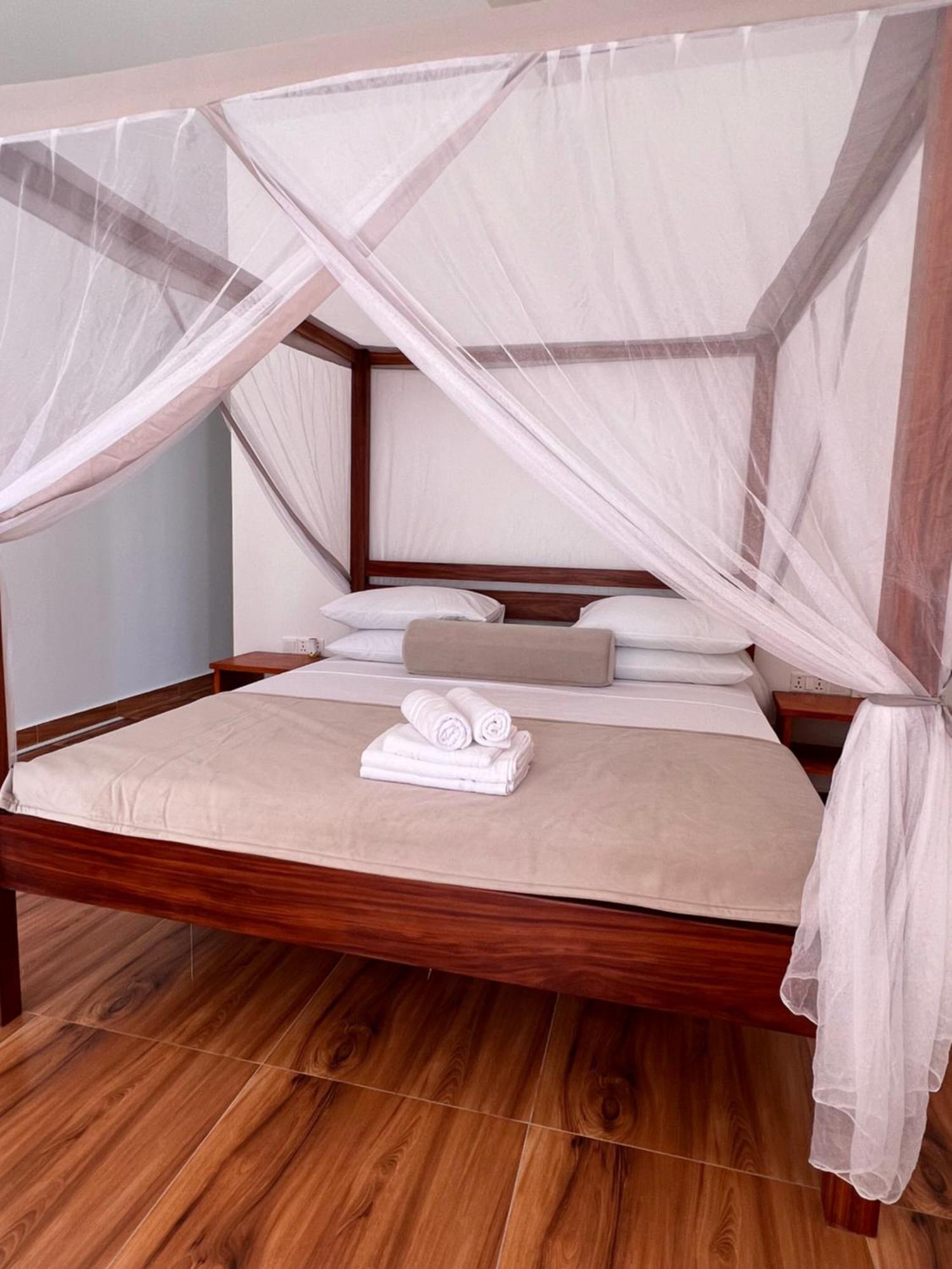 S&S Hotel Jambiani  Ngoại thất bức ảnh